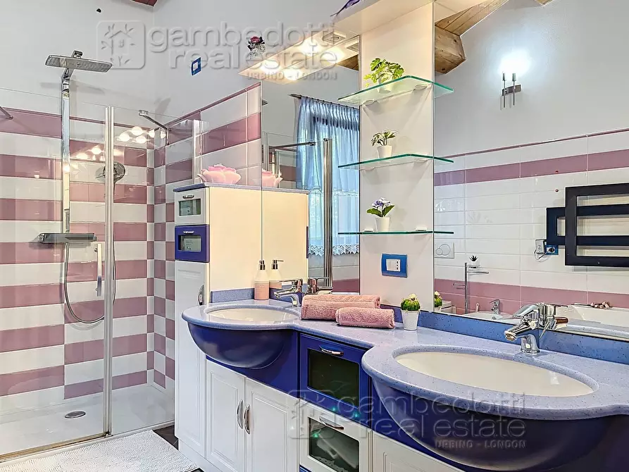 Immagine 39 di Casa indipendente in vendita  a Fermignano