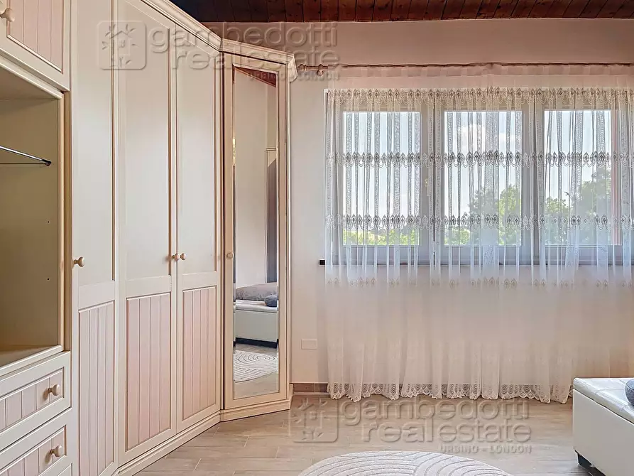 Immagine 24 di Casa indipendente in vendita  a Fermignano