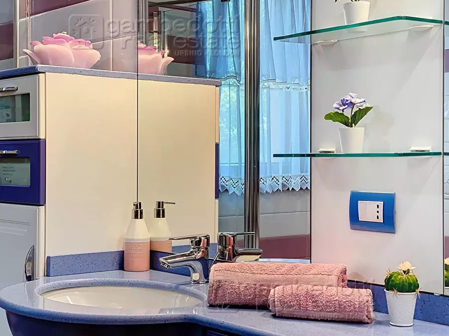 Immagine 40 di Casa indipendente in vendita  a Fermignano