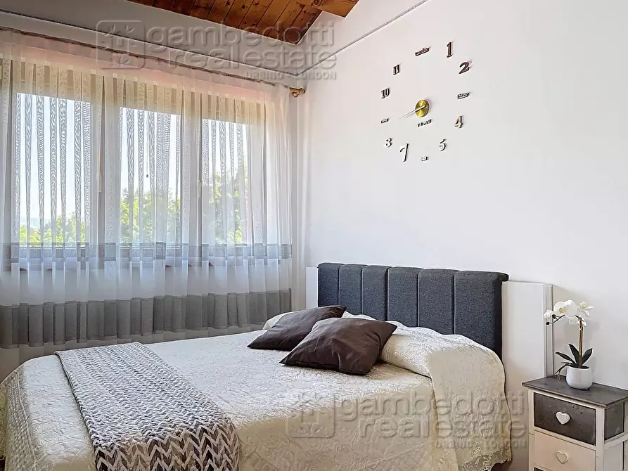 Immagine 33 di Casa indipendente in vendita  a Fermignano