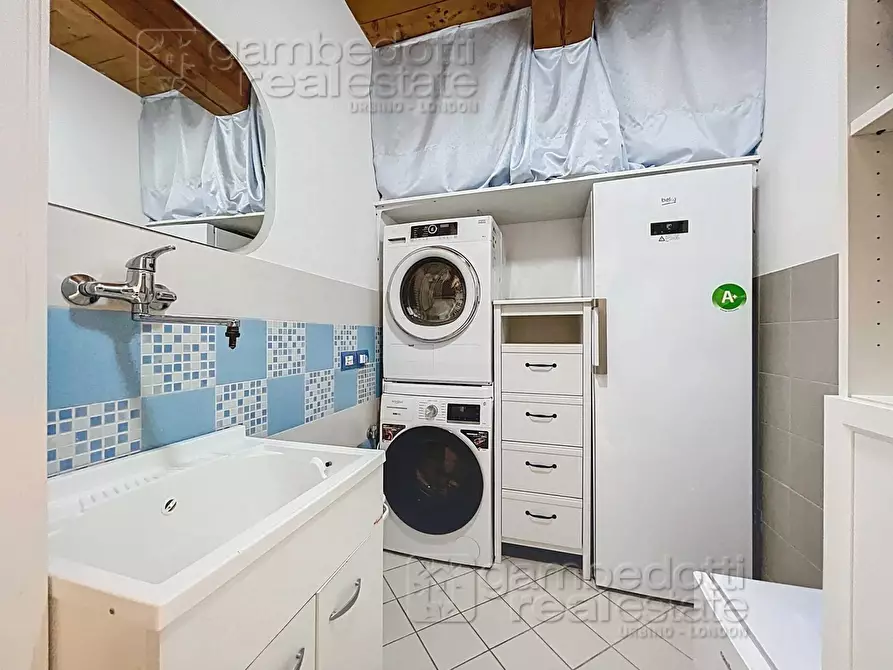 Immagine 46 di Casa indipendente in vendita  a Fermignano