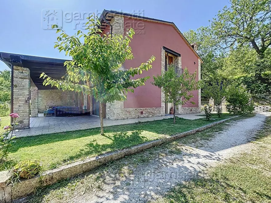 Immagine 49 di Casa indipendente in vendita  a Fermignano