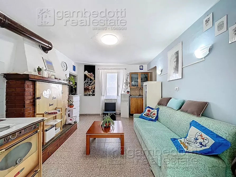 Immagine 6 di Rustico / casale in vendita  a Urbino