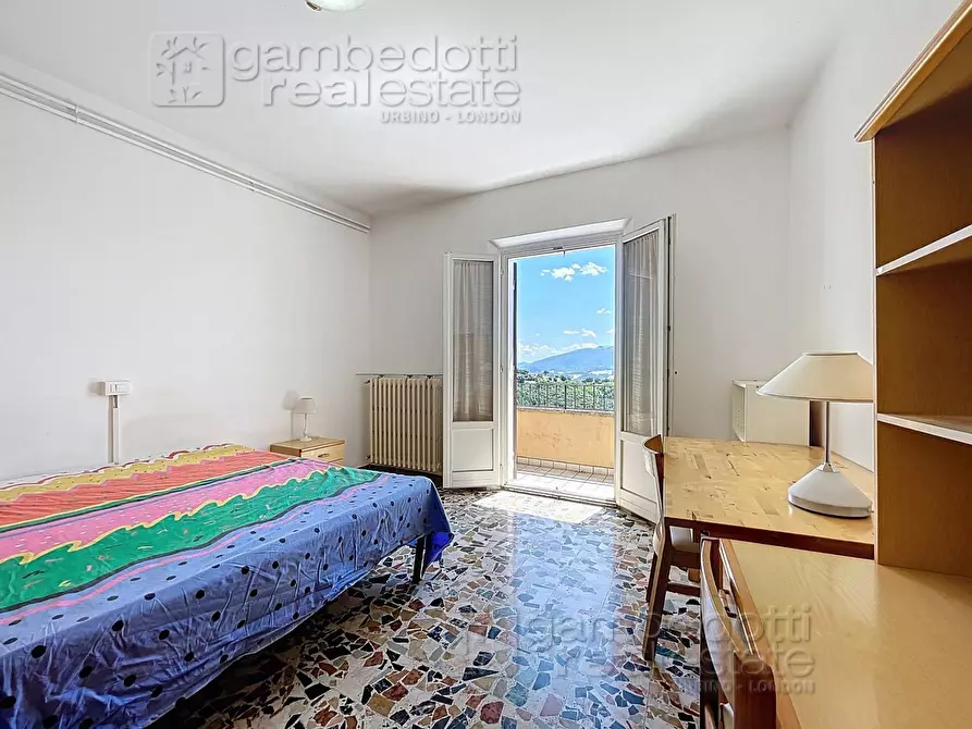Immagine 13 di Camera in affitto  a Urbino