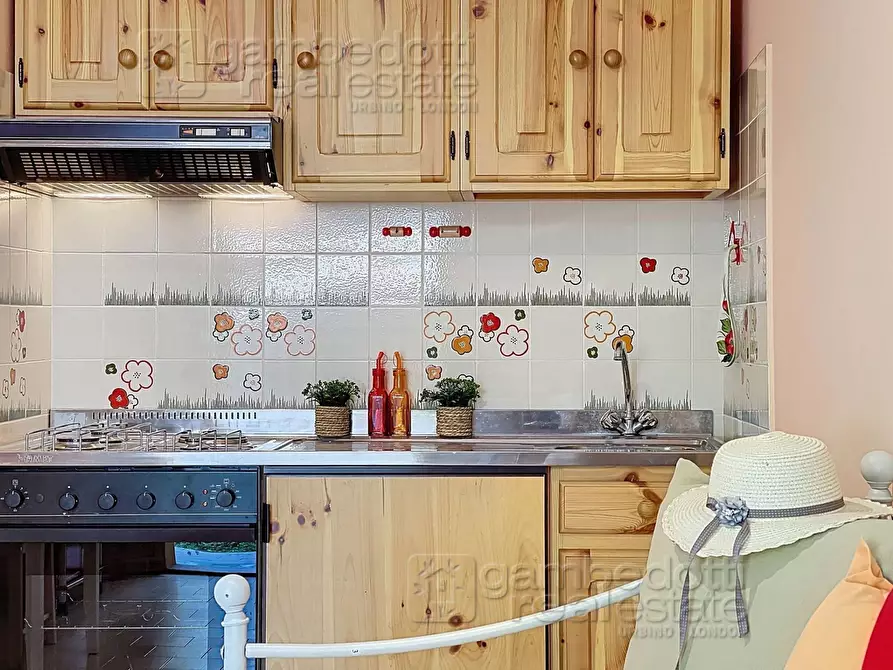 Immagine 6 di Appartamento in vendita  a Carpegna