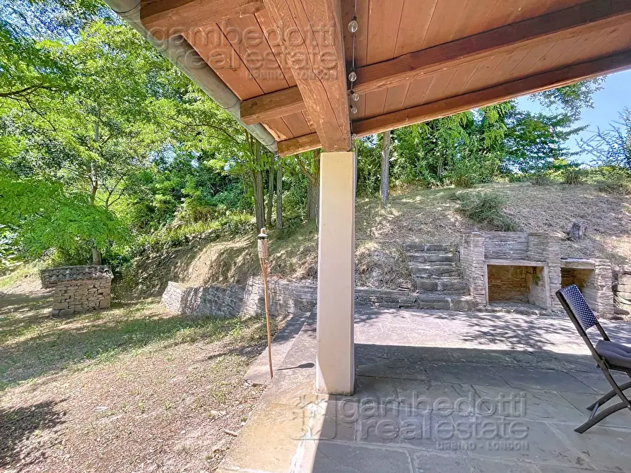 Immagine 147 di Villa in vendita  a Urbino