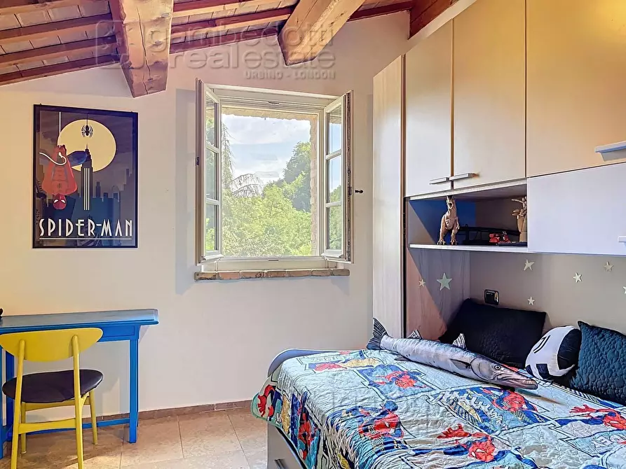 Immagine 62 di Villa in vendita  a Urbino