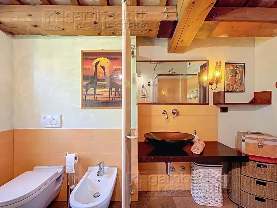 Immagine 67 di Villa in vendita  a Urbino