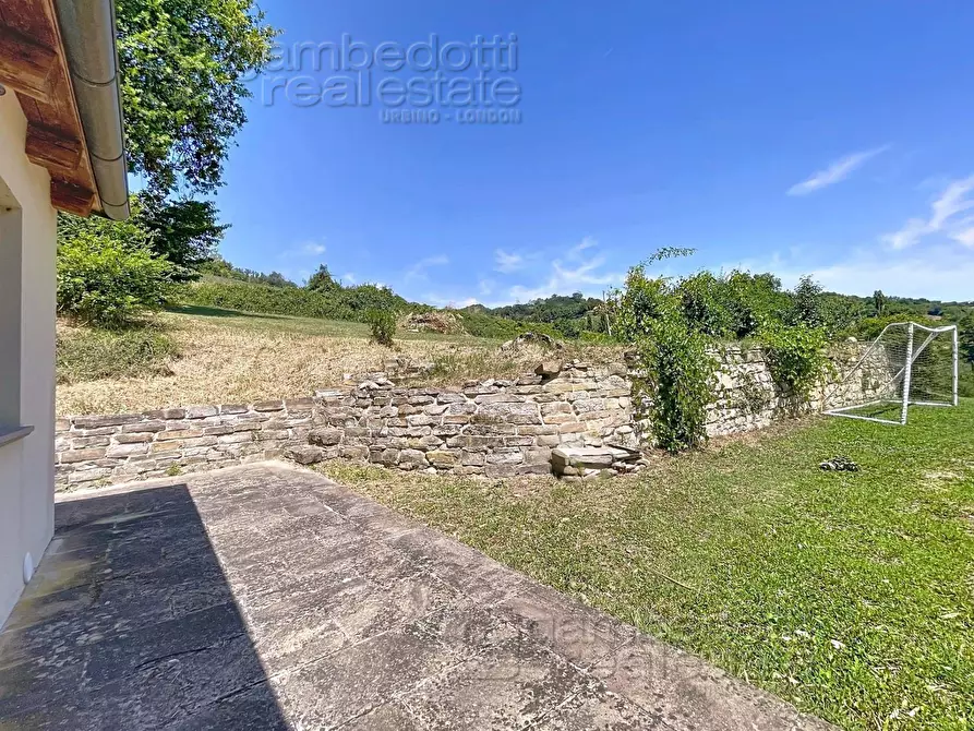 Immagine 149 di Villa in vendita  a Urbino
