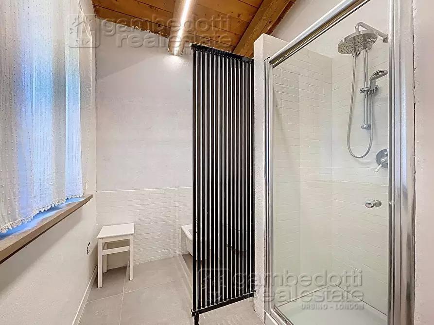 Immagine 140 di Villa in vendita  a Urbino