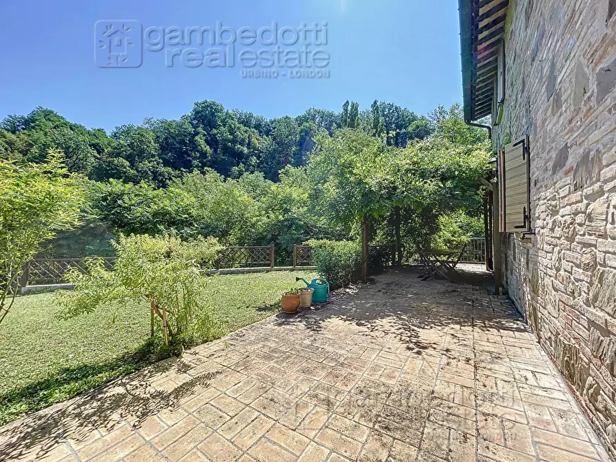 Immagine 35 di Villa in vendita  a Urbino