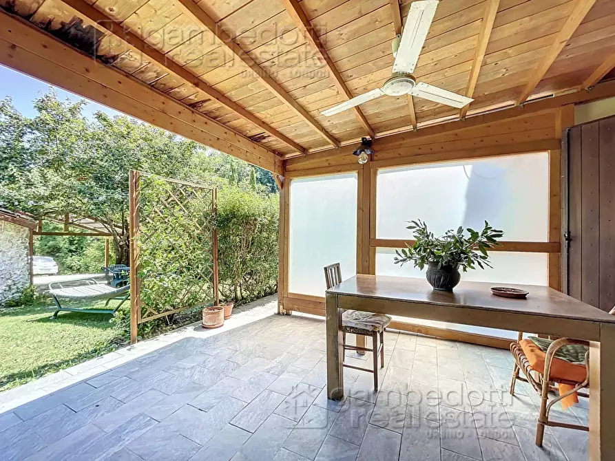 Immagine 123 di Villa in vendita  a Urbino