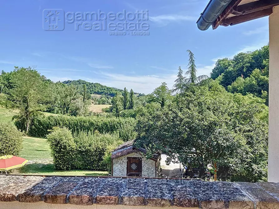 Immagine 72 di Villa in vendita  a Urbino