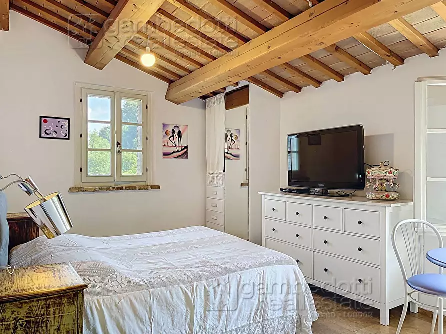 Immagine 59 di Villa in vendita  a Urbino