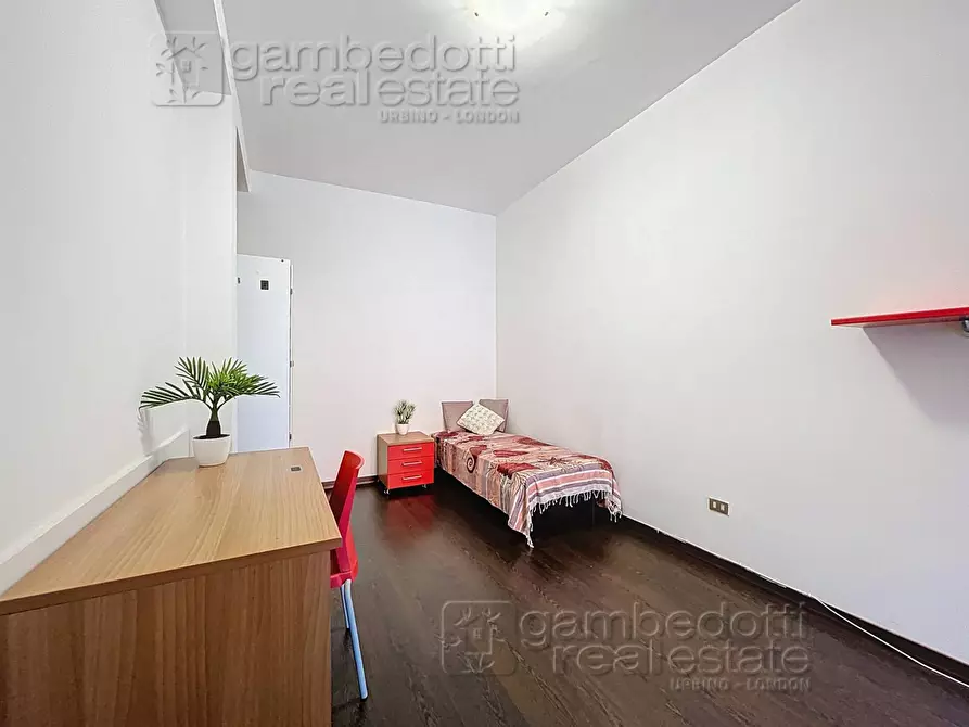 Immagine 9 di Appartamento in affitto  a Urbino