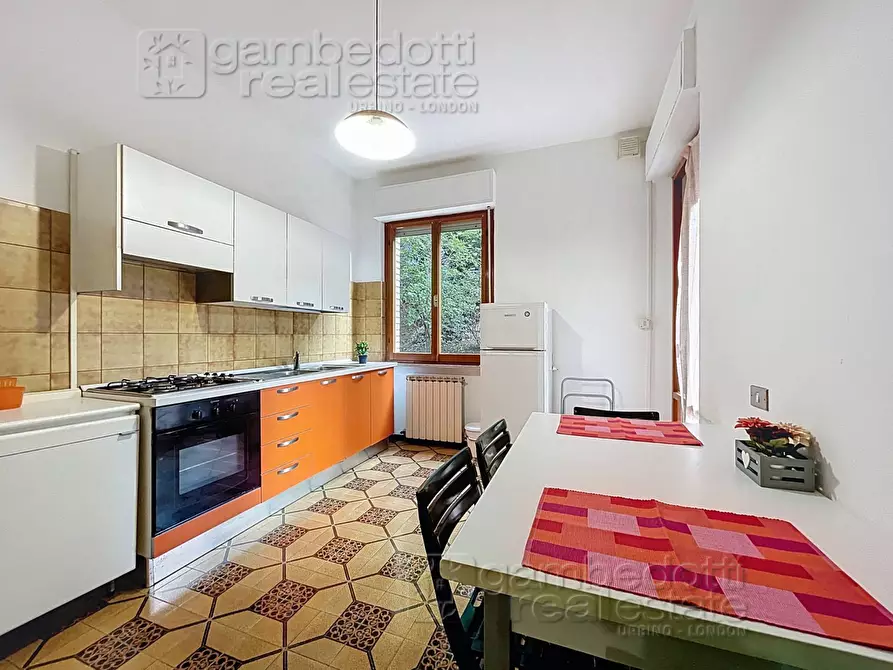 Immagine 1 di Appartamento in vendita  a Urbino