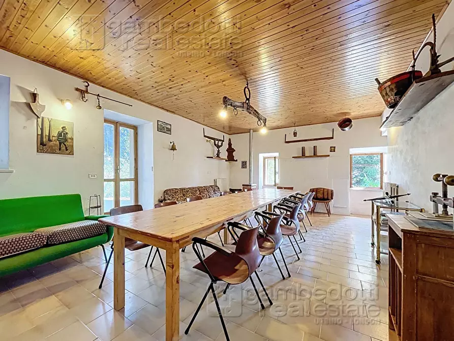 Immagine 48 di Casa indipendente in vendita  a Isola Del Piano