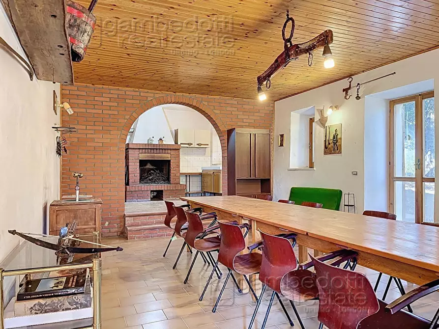 Immagine 52 di Casa indipendente in vendita  a Isola Del Piano