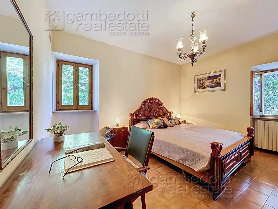 Immagine 26 di Casa indipendente in vendita  a Isola Del Piano