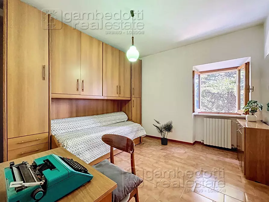 Immagine 25 di Casa indipendente in vendita  a Isola Del Piano