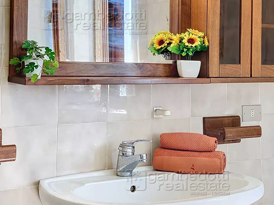 Immagine 35 di Casa indipendente in vendita  a Isola Del Piano