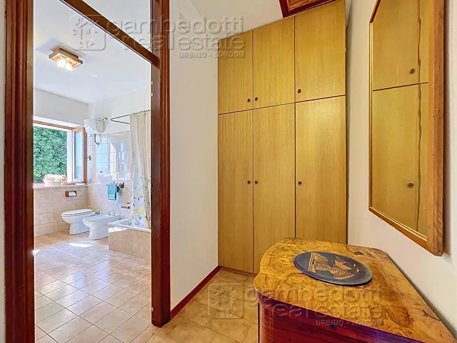 Immagine 30 di Casa indipendente in vendita  a Isola Del Piano