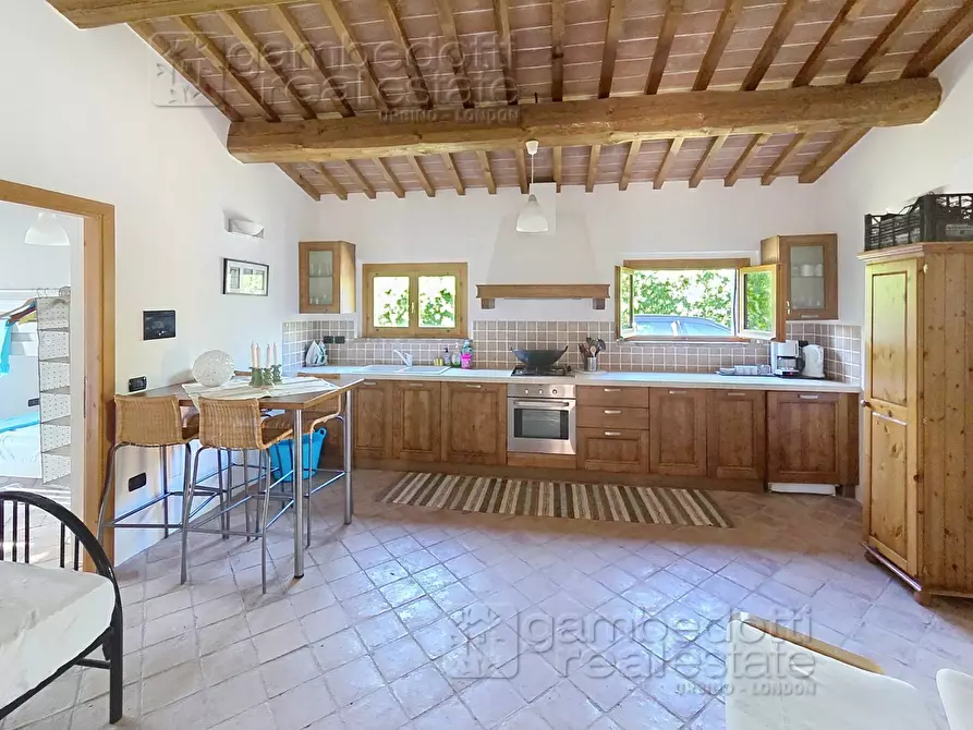 Immagine 33 di Villa in vendita  a Sassocorvaro Auditore