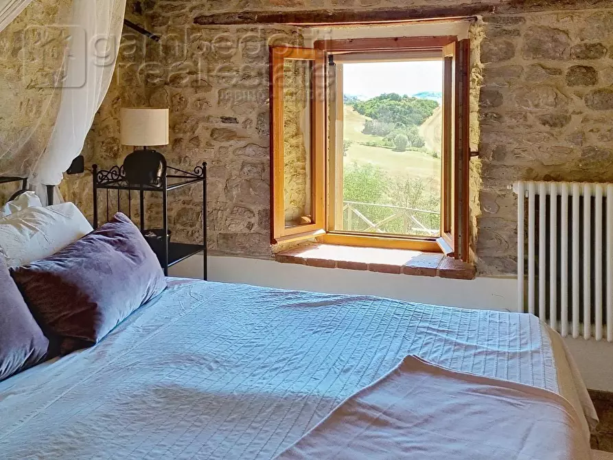 Immagine 22 di Villa in vendita  a Sassocorvaro Auditore