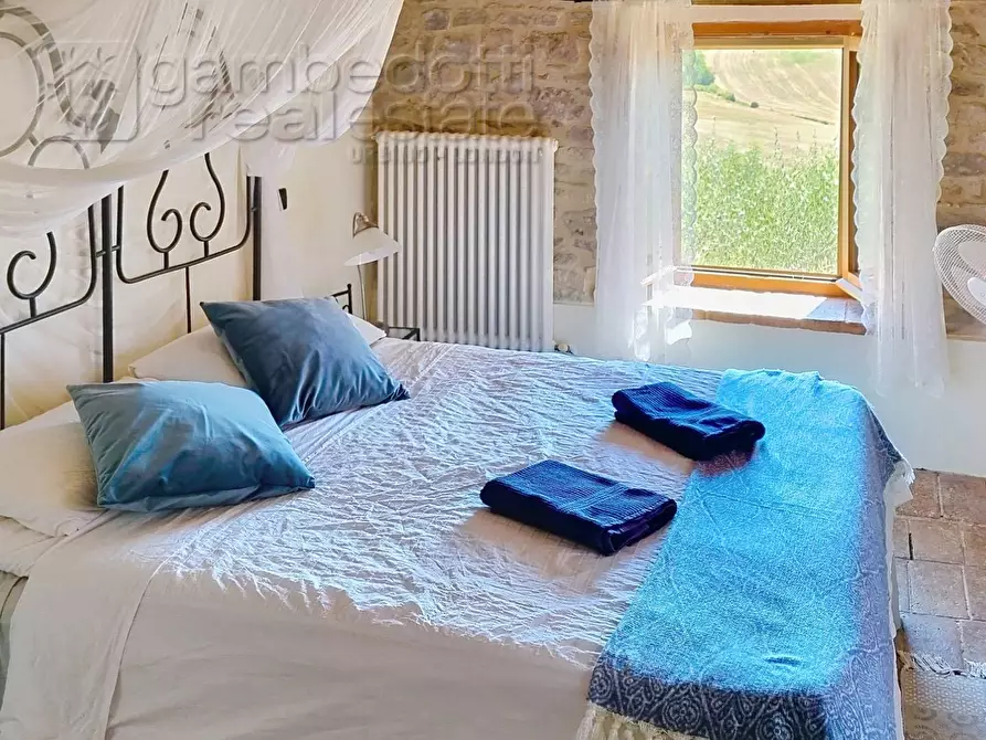 Immagine 23 di Villa in vendita  a Sassocorvaro Auditore