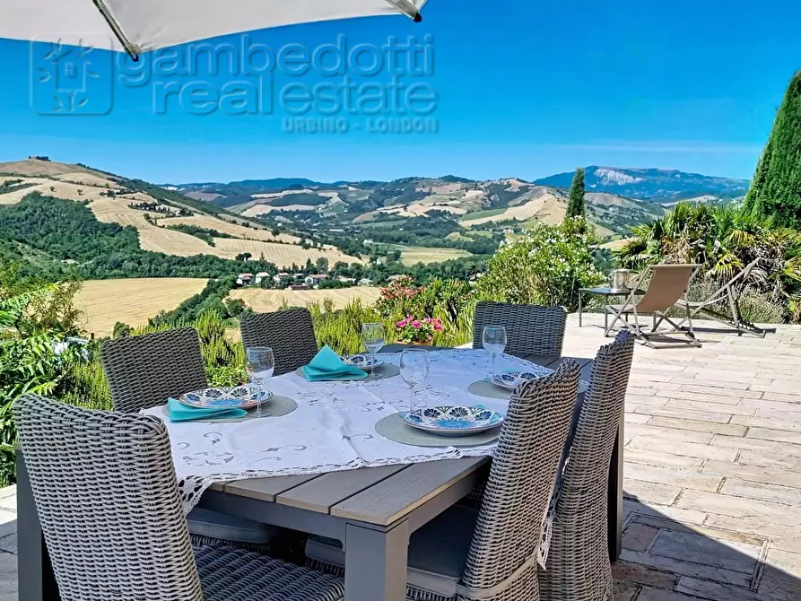 Immagine 15 di Villa in vendita  a Sassocorvaro Auditore