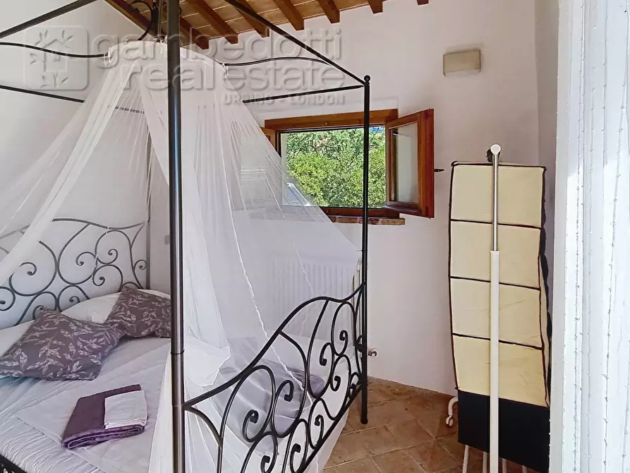 Immagine 28 di Villa in vendita  a Sassocorvaro Auditore