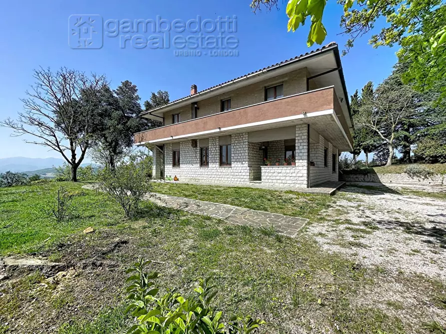 Immagine 68 di Villa in vendita  a Urbino