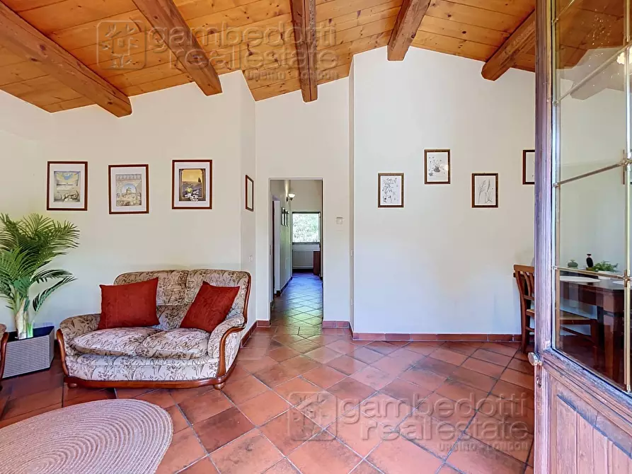 Immagine 7 di Appartamento in vendita  a Urbino