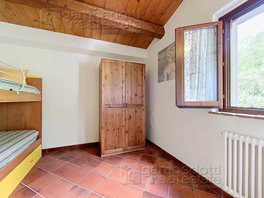 Immagine 23 di Appartamento in vendita  a Urbino