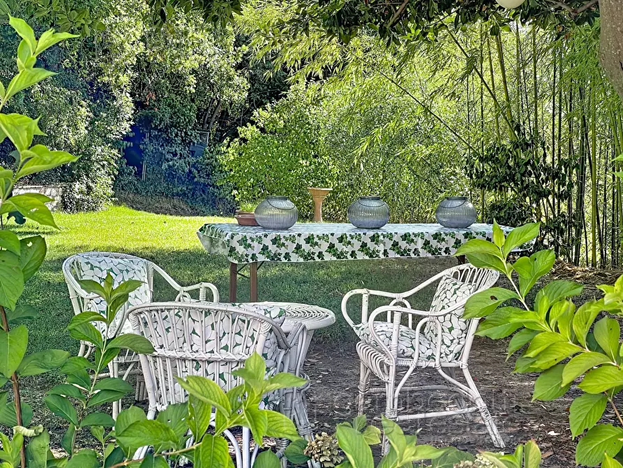 Immagine 84 di Villa in vendita  a Urbino