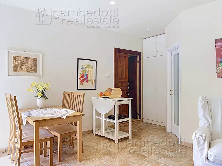 Immagine 69 di Villa in vendita  a Urbino