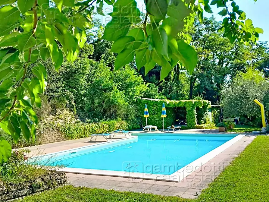 Immagine 93 di Villa in vendita  a Urbino