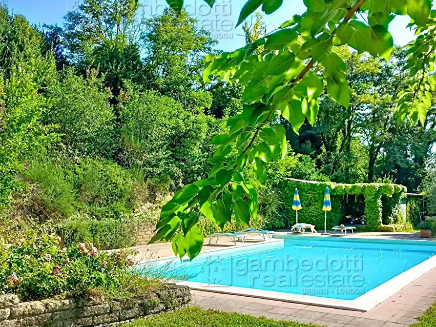 Immagine 92 di Villa in vendita  a Urbino