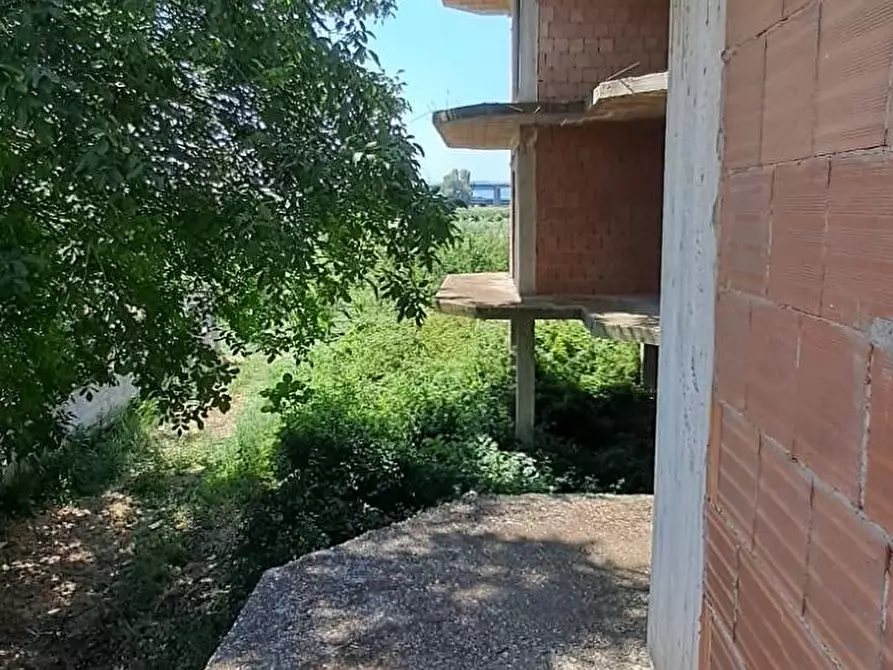 Immagine 5 di Palazzo in vendita  in Via Sorberosse 1 a Giugliano In Campania