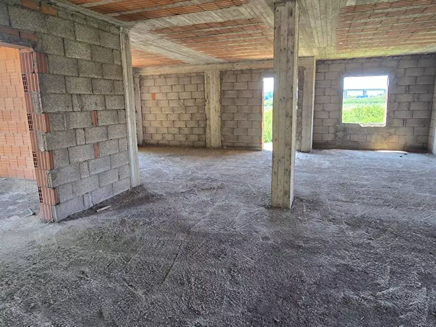 Immagine 11 di Palazzo in vendita  in Via Sorberosse 1 a Giugliano In Campania