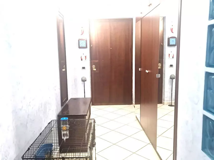 Immagine 8 di Appartamento in vendita  in via Gambardella 1 a Napoli