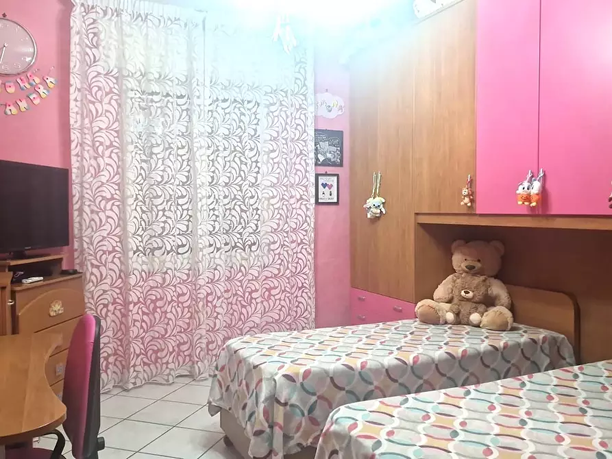 Immagine 11 di Appartamento in vendita  in via Gambardella 1 a Napoli