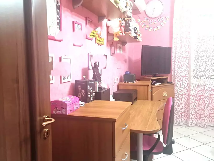 Immagine 13 di Appartamento in vendita  in via Gambardella 1 a Napoli