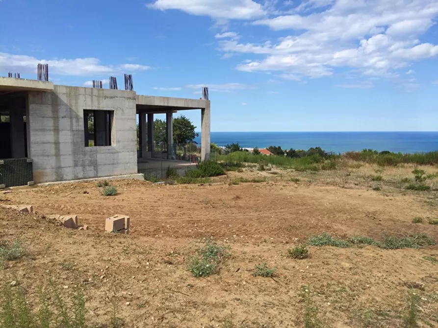 Immagine 8 di Rustico / casale in vendita  in via fonte ottone a Ancarano