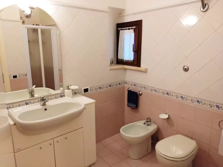 Immagine 40 di Casa indipendente in vendita  in piazza della liberta 18 a Acquaviva Picena