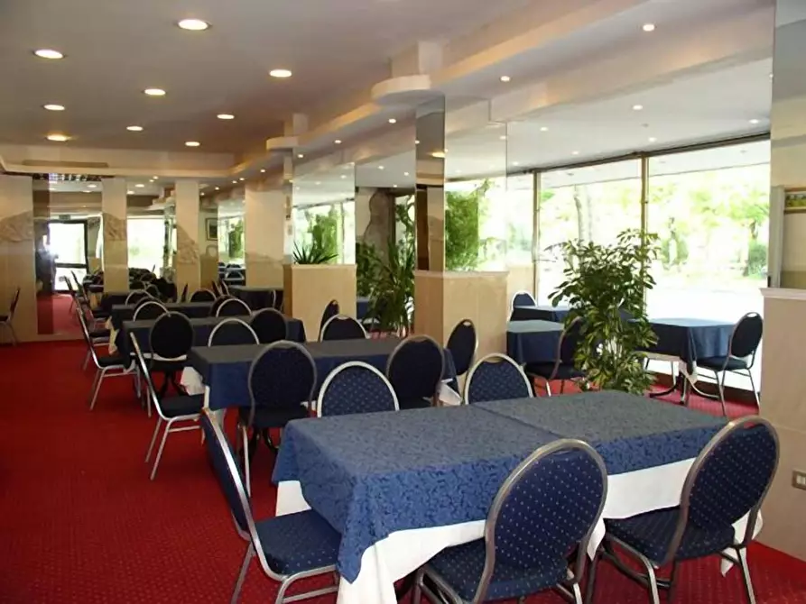 Immagine 22 di Albergo/B&B/Residence in vendita  a Cesenatico