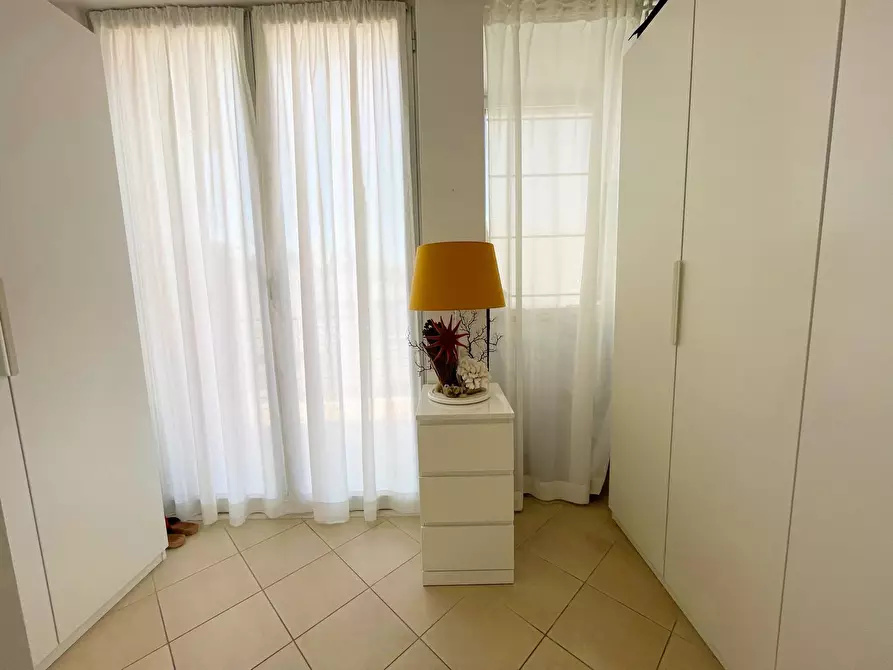 Immagine 14 di Attico in vendita  in lungomare alcide de gasperi a Grottammare