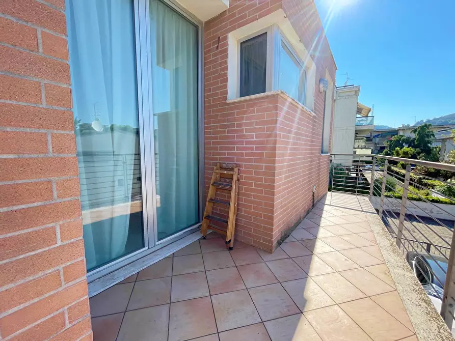 Immagine 24 di Attico in vendita  in lungomare alcide de gasperi a Grottammare