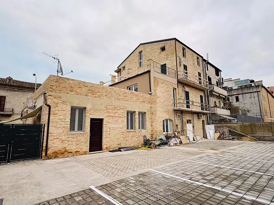 Immagine 30 di Appartamento in vendita  in via giovanni pascoli 2 a San Benedetto Del Tronto