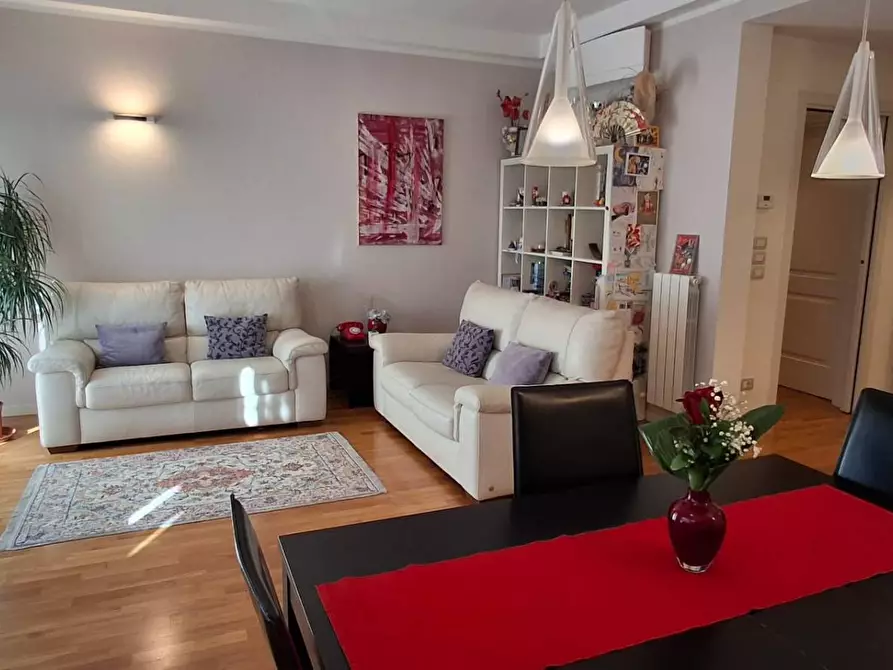 Immagine 4 di Appartamento in vendita  in Via Ugo Bassi 85 a San Benedetto Del Tronto